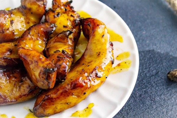 Blackened Peach and Raspberry Boneless Wings Blackened Peach and Raspberry Boneless Wings