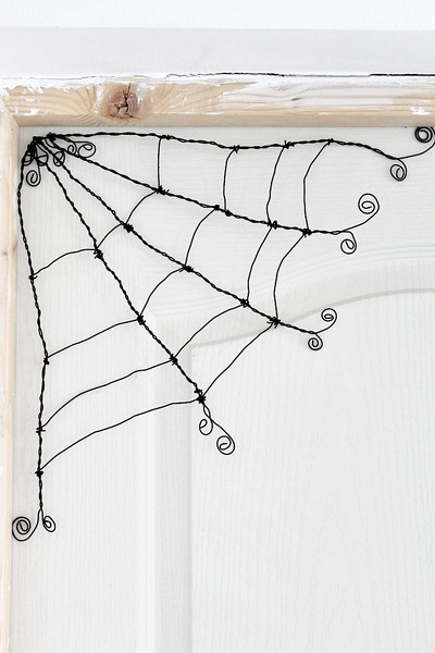DIY Wire Spider Web DIY Wire Spider Web