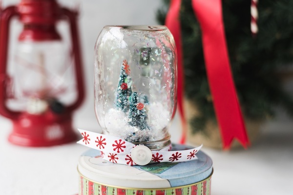 Waterless Snow Globe Craft Waterless Snow Globe Craft