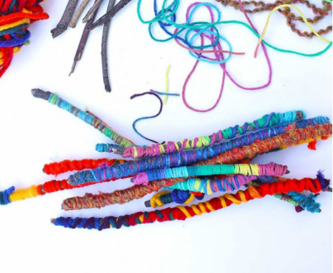 Colorful Yarn-Wrapped Twig Crafts Colorful Yarn-Wrapped Twig Crafts