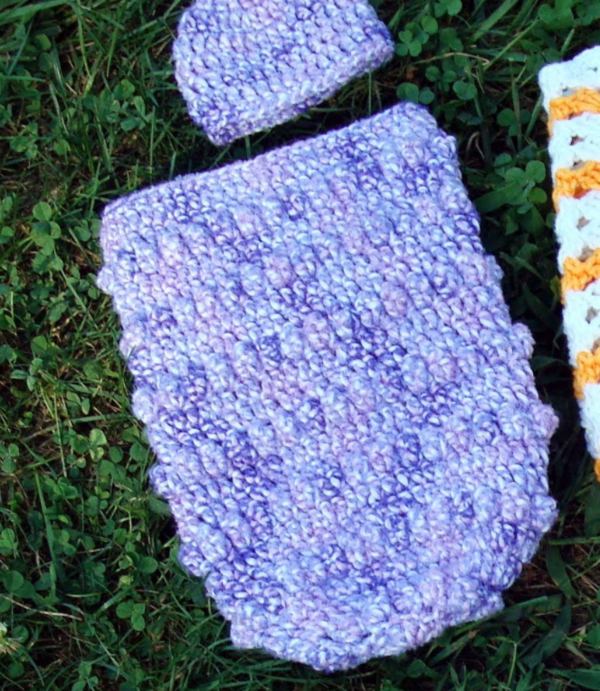 Bubbles Preemie Baby Cocoon Bubbles Preemie Baby Cocoon