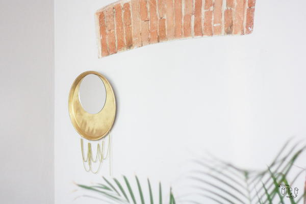 DIY Mirror Moon Jewelry Storage DIY Mirror Moon Jewelry Storage