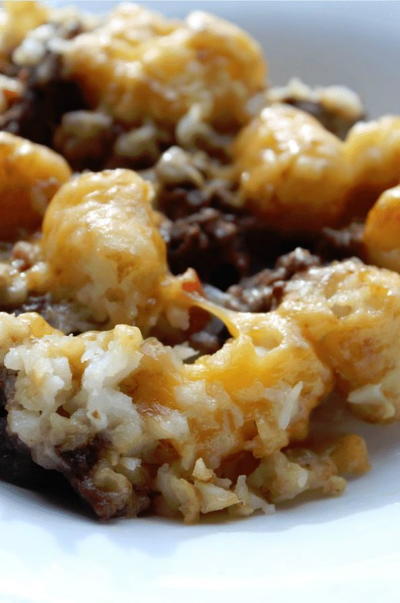 Slow Cooker Beef and Tater Tot Casserole Slow Cooker Beef and Tater Tot Casserole