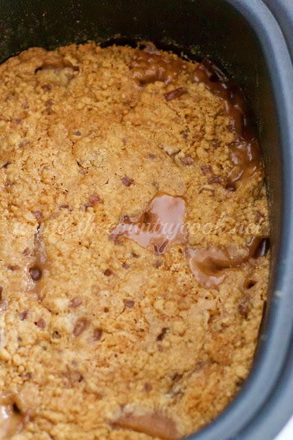 Fall-Favorite Slow Cooker Apple Dump Cake Fall-Favorite Slow Cooker Apple Dump Cake