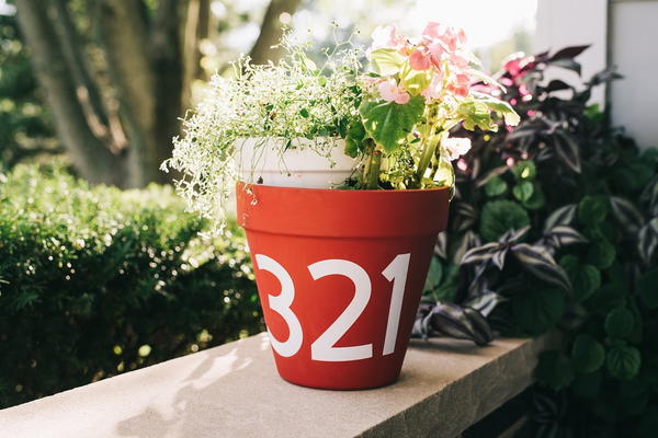 House Number DIY Planter Idea House Number DIY Planter Idea