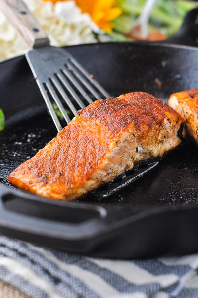 5-Minute 5-Ingredient Blackened Salmon 5-Minute 5-Ingredient Blackened Salmon