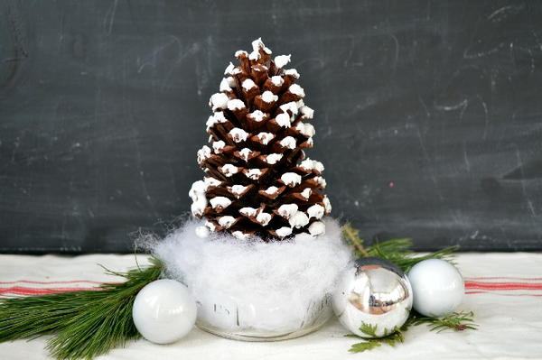 Pine Cone Christmas Tree Craft