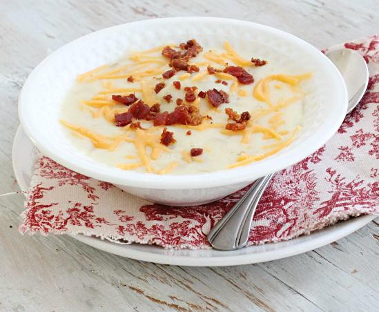 Easy Creamy Potato soup Easy Creamy Potato Soup