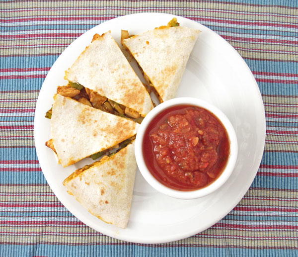 Simple Chicken Quesidilla Simple Chicken Quesidilla