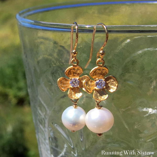 How to Make Flower and Pearl Earrings How to Make Flower and Pearl Earrings