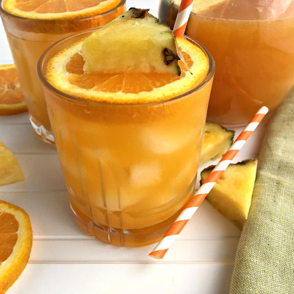 Bahamian Goombay Smash Cocktail Bahamian Goombay Smash Cocktail