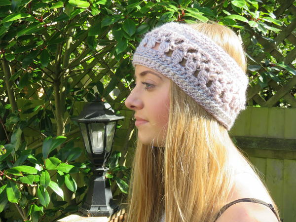 Ocean Kiss Autumn Ear Warmer Ocean Kiss Autumn Ear Warmer
