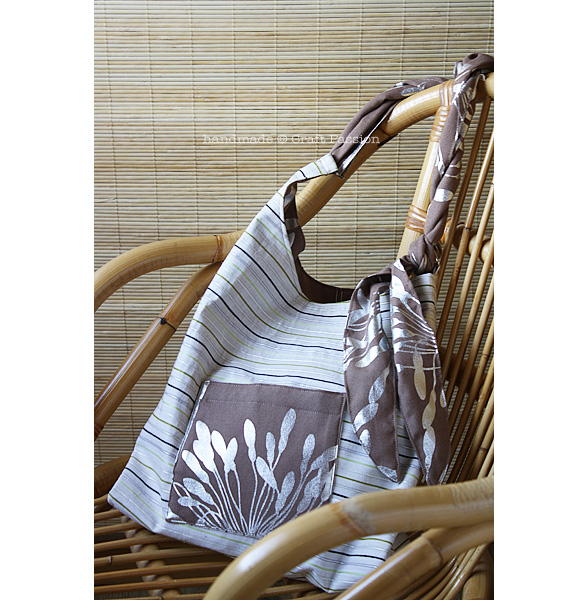 Reversible Tote Bag with Adjustable Strap Reversible Tote Bag with Adjustable Strap