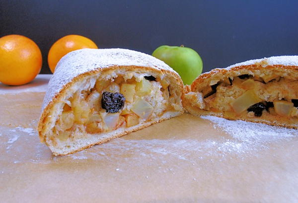 Apple Strudel Apple Strudel