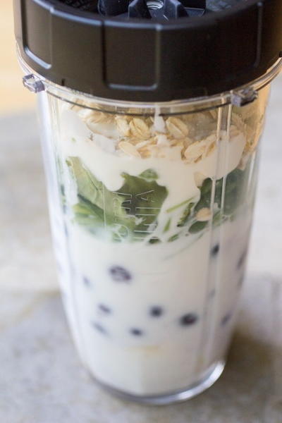 Blueberry Banana Green Smoothie Blueberry Banana Green Smoothie