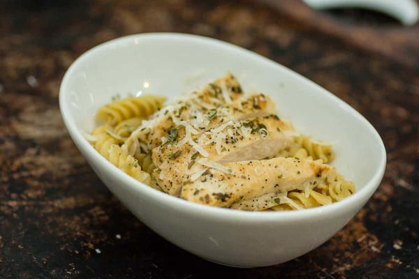 Skillet Basil Chicken SKILLET BASIL CHICKEN