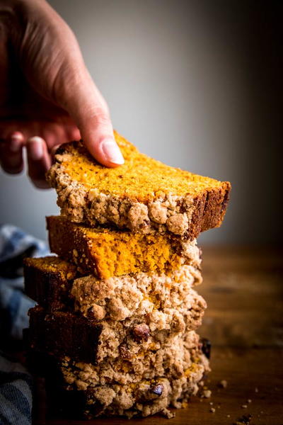 Cinnamon Pecan Streusel Pumpkin Bread Cinnamon Pecan Streusel Pumpkin Bread