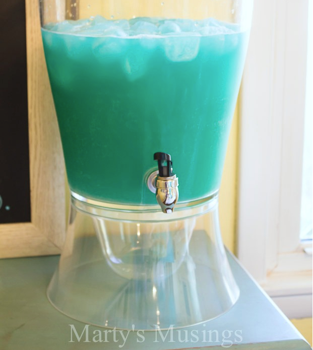 Frozen-Inspired Blue Punch Recipe Frozen-Inspired Blue Punch Recipe