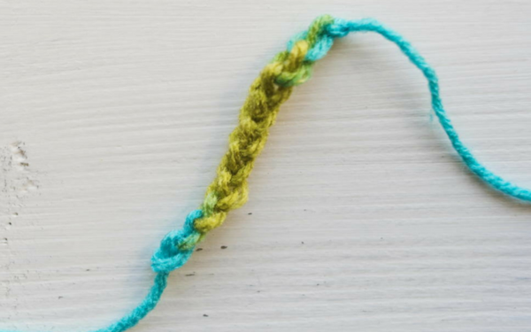How to Crochet a Chain Stitch How to Crochet a Chain Stitch