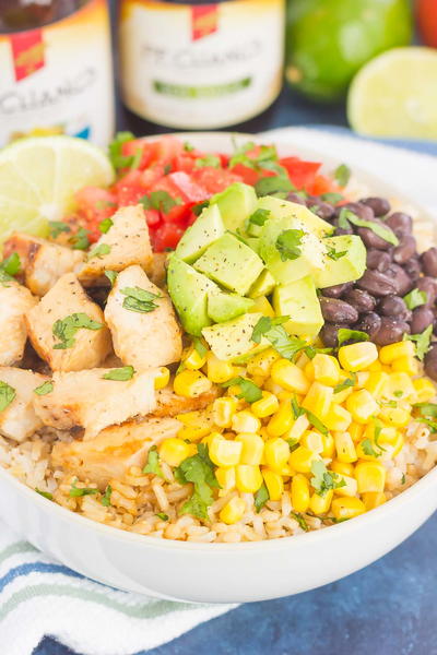 Easy Chicken Burrito Bowl Easy Chicken Burrito Bowl