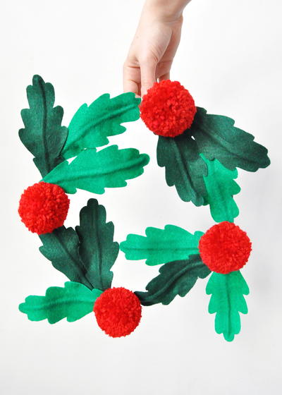 Felt and Pom-Pom Holly Wreath Felt and Pom-Pom Holly Wreath