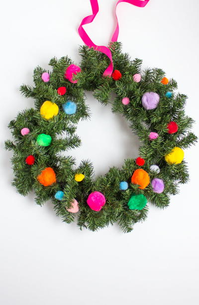 5-Minute Pom-Pom Wreath 5-Minute Pom-Pom Wreath