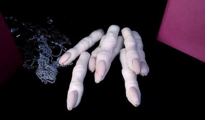Zombie fingers