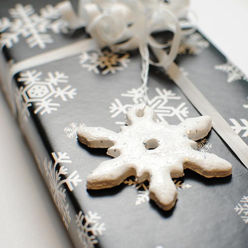 Snowflake Gift Ornaments Snowflake Gift Ornaments