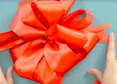 How to Make a Bow with Wired Ribbon