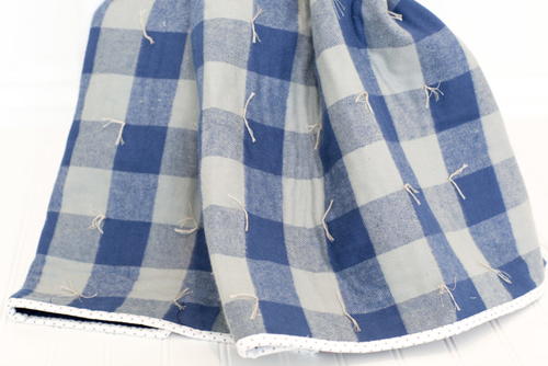 How to Tie a Quilt Tutorial How to Tie a Quilt Tutorial