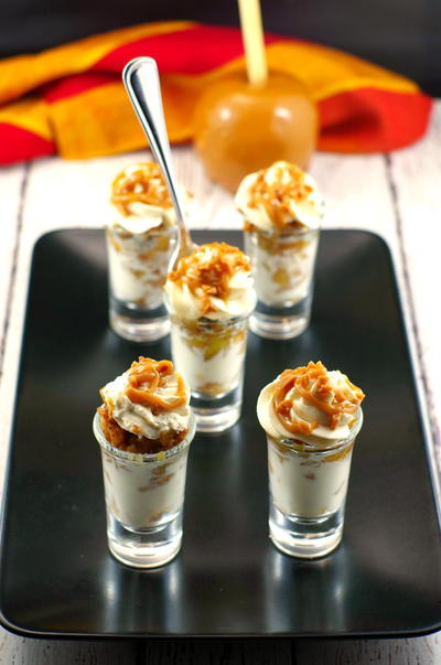 Caramel Apple Betty Dessert Shooter Caramel Apple Betty Dessert Shooter