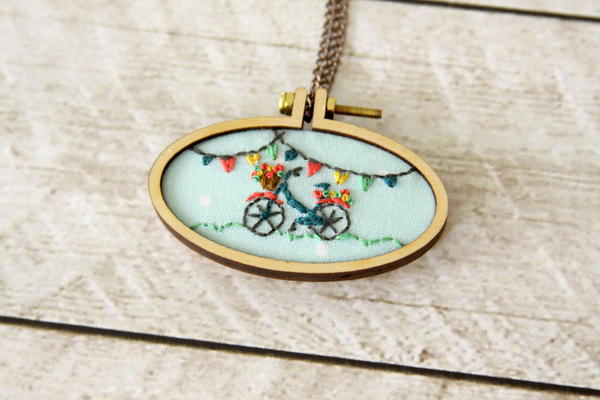 Mini Bicycle Embroidery Hoop Necklace Mini Bicycle Embroidery Hoop Necklace