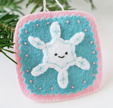Winter Snowflake DIY Christmas Ornament Winter Snowflake DIY Christmas Ornament