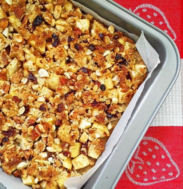 Delicious Vegan Apple Crumble Bars Delicious Vegan Apple Crumble Bars