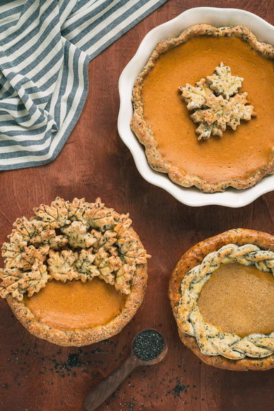 Bourbon Pumpkin Pie with Black Sesame Crust Bourbon Pumpkin Pie with Black Sesame Crust