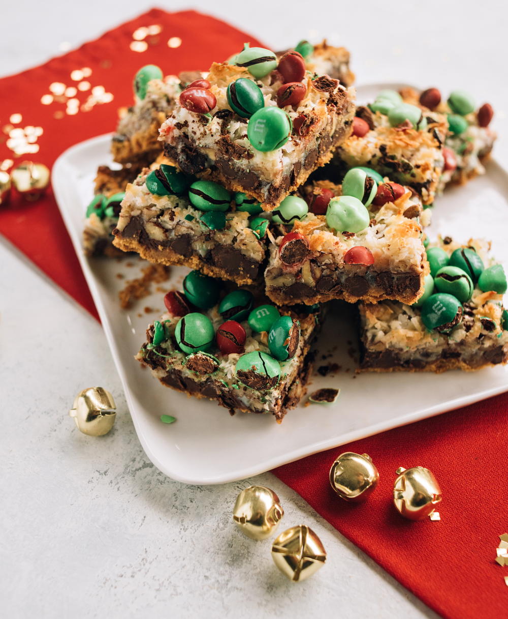 Eve party year disco years truffles desserts recipes dessert chocolate food gold glitter cupcakes sugarhero recipe table christmas themed easy Christmas Magic Squares | Cookstr.com