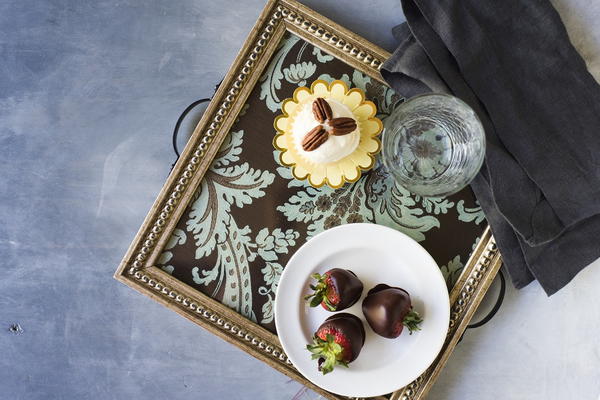 Picture Frame DIY Serving Tray Picture Frame DIY Serving Tray