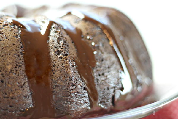 Easy Chocolate Bundt Cake Easy Chocolate Bundt Cake