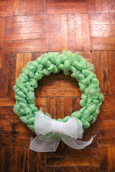 DIY Deco Mesh Wreath