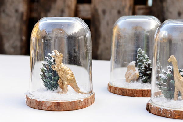 Adorable Christmas Dinosaur Cloche Scenes Adorable Christmas Dinosaur Cloche Scenes