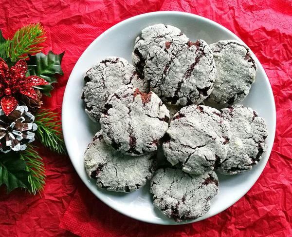 Delicious Vegan Crinkle Cookies Delicious Vegan Crinkle Cookies