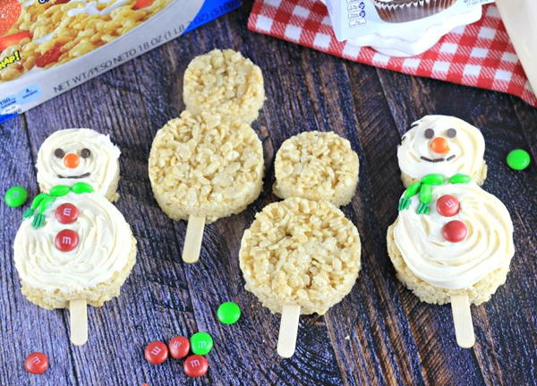 Pillsbury Frosted Snowmen on a Stick Pillsbury™ Frosted Snowmen on a Stick