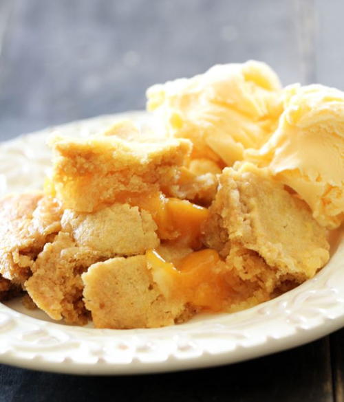 Three-Ingredient Slow Cooker Peach Cobbler Recipe Three-Ingredient Slow Cooker Peach Cobbler Recipe