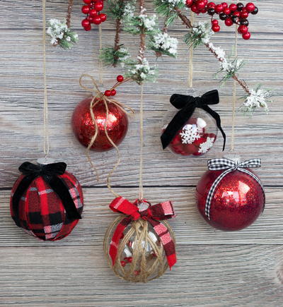Easy Ways to Decorate a Clear Christmas Ornament