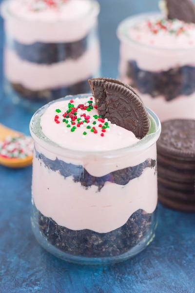 No-Bake Peppermint Oreo Cheesecake No-Bake Peppermint Oreo Cheesecake