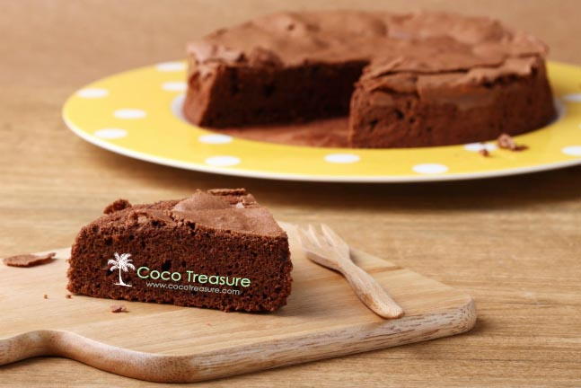 Luscious Coconut Chocolate Cake Luscious Coconut Chocolate Cake