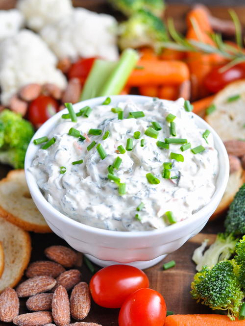 5-Ingredient Creamy Spinach Dip 5-Ingredient Creamy Spinach Dip