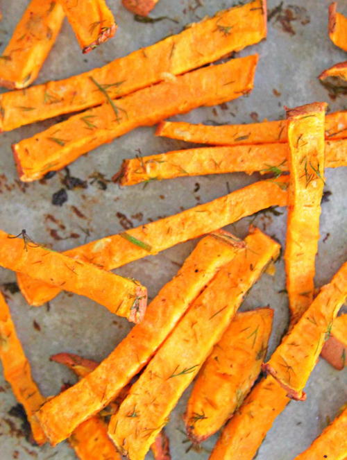 Baked garlicky sweet potato fries Baked garlicky sweet potato fries