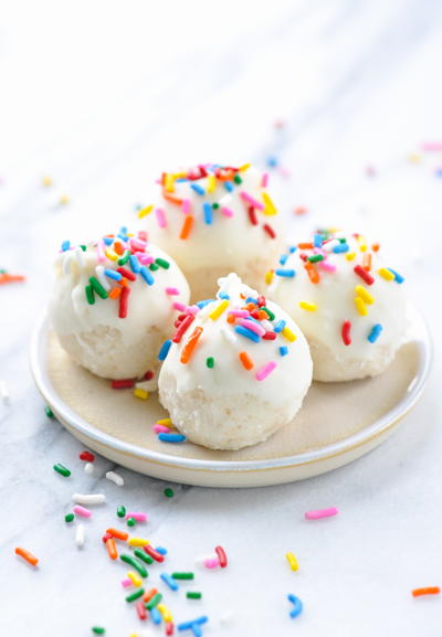 Champagne Cake Balls Champagne Cake Balls