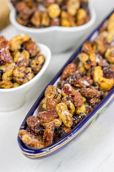 Maple Glazed Mixed Nuts with Candied Bacon Maple Glazed Mixed Nuts with Candied Bacon